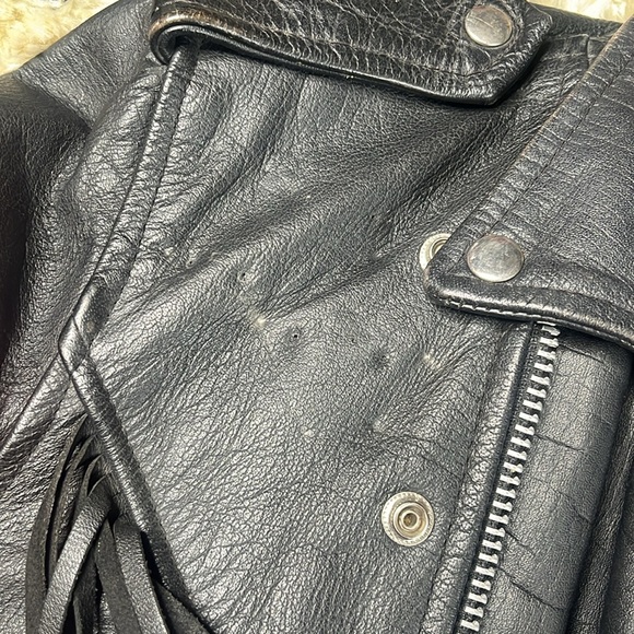 Retro fringed leather moto jacket. Size 36. - Picture 7 of 7